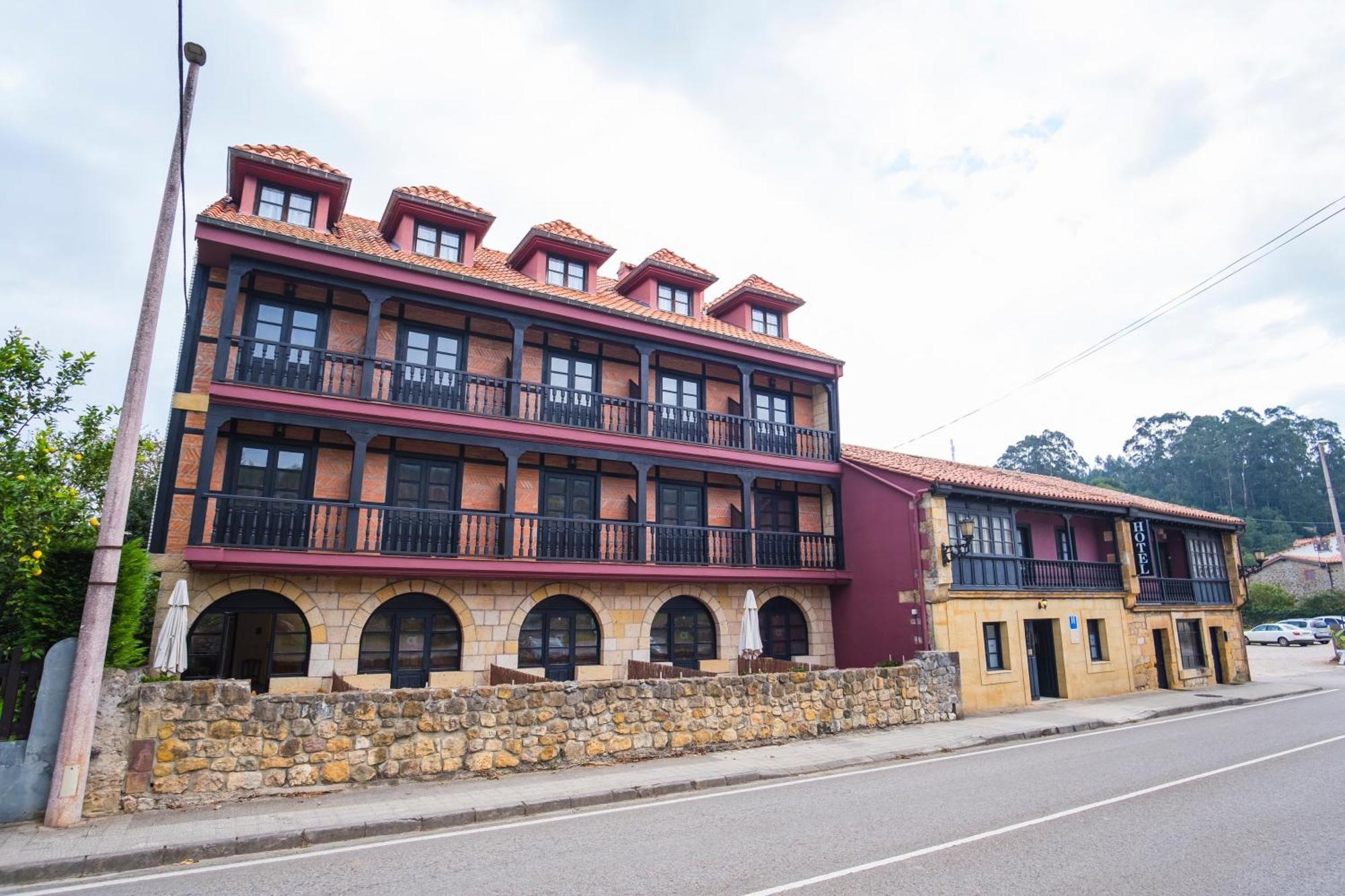 Hotel Puerto Calderon Orena Exterior foto